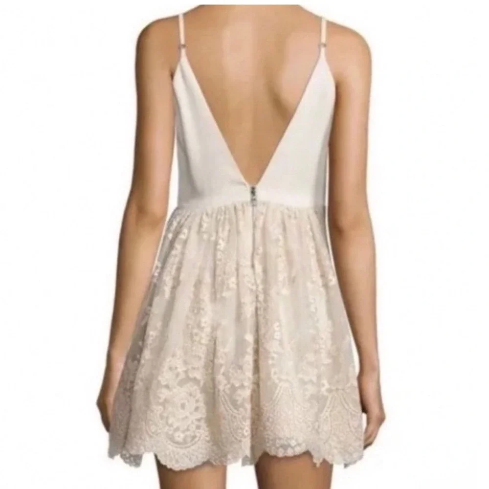 Alice + Olivia Juliane Lace Mini Dress Cream Bridal Ballerina Deep V Back S